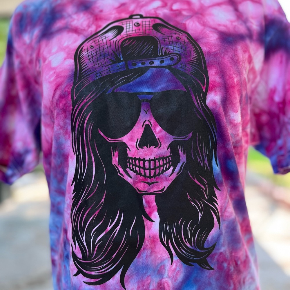 Custom Handmade tie dye graphic tee unisex sz M Skellie